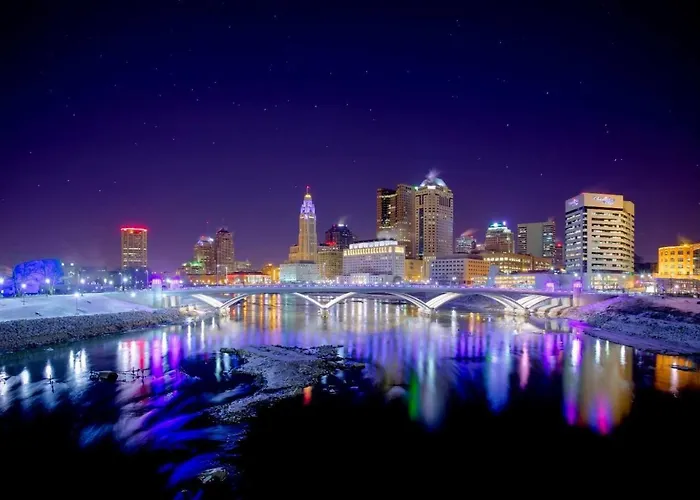 Holiday home Jungle House Luxury Homes - Downtown Short North - Steps To Convention Center & Nationwide Arena - Sleeps Up To 11 - Free Parking - Over 5,800 Five Stars *