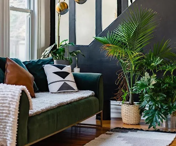 Holiday home Jungle House Luxury Homes - Downtown Short North - Steps To Convention Center & Nationwide Arena - Sleeps Up To 11 - Free Parking - Over 5,800 Five Stars