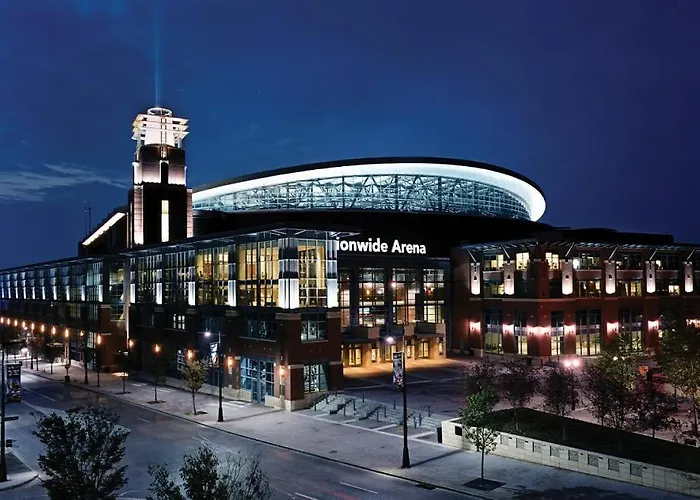 Jungle House Luxury Homes - Downtown Short North - Steps To Convention Center & Nationwide Arena - Sleeps Up To 11 - Free Parking - Over 5,800 Five Stars Columbus